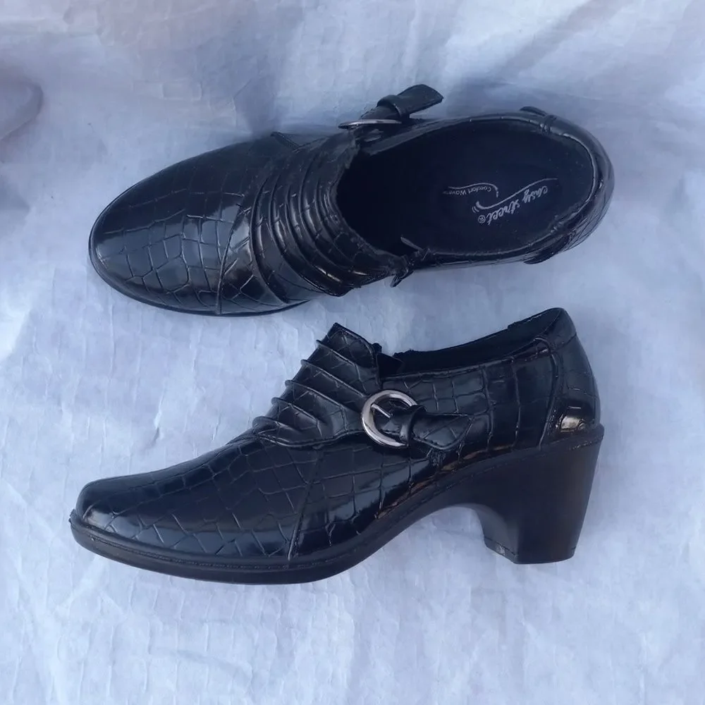 Easy Street Black Leather Side Zipper Slip On Low Heel Booties Size 6.5